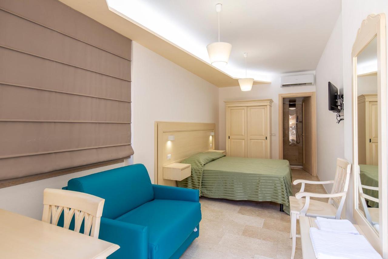 Hotel San Francisco Cala Gonone Exterior photo