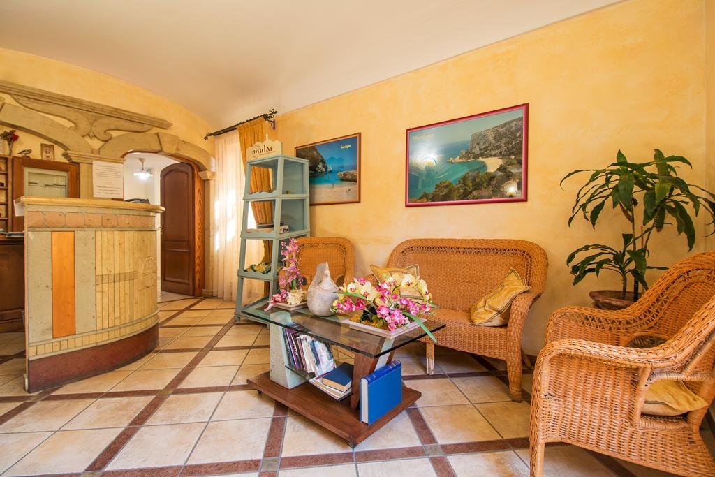 Hotel San Francisco Cala Gonone Exterior photo