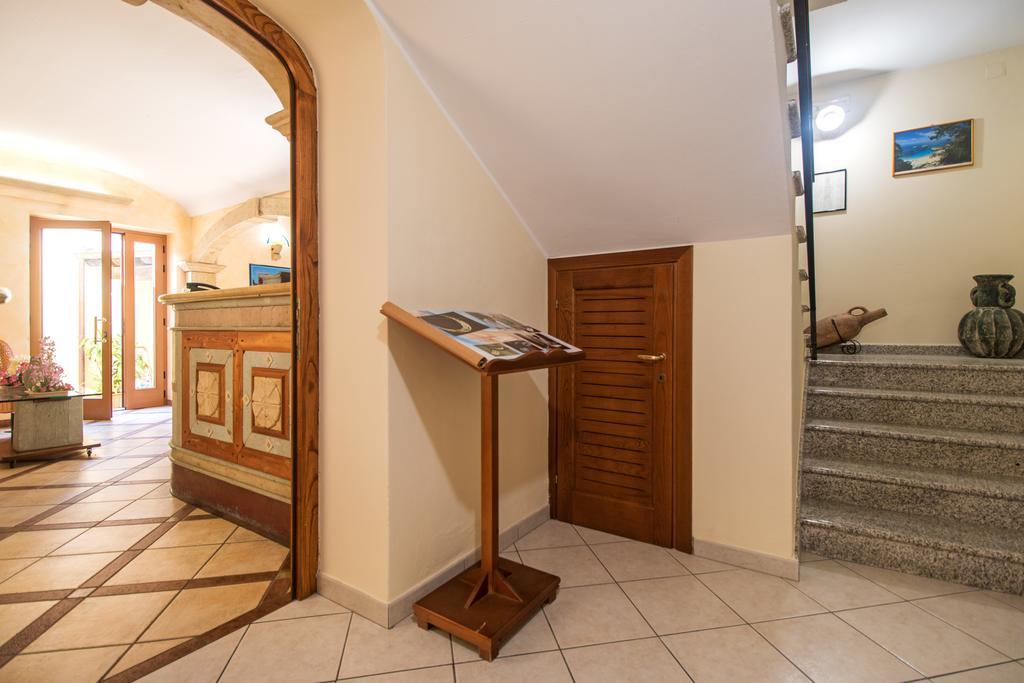 Hotel San Francisco Cala Gonone Exterior photo